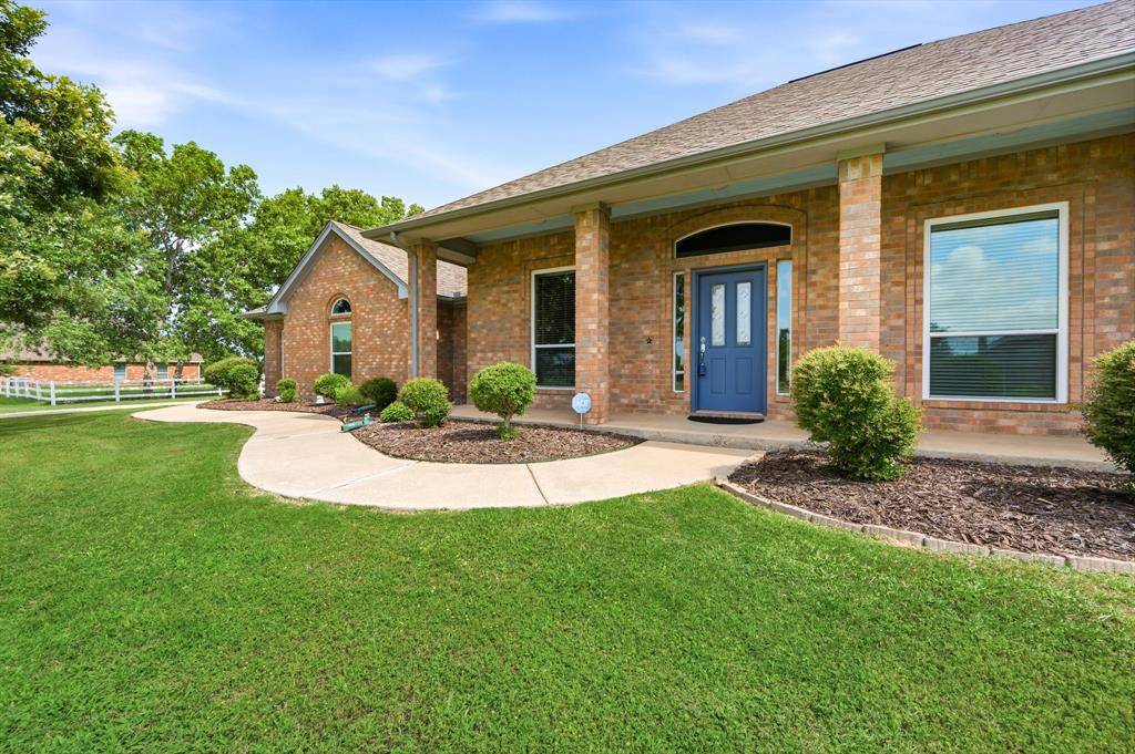 2717 Aston Meadows Drive, Haslet, TX 76052