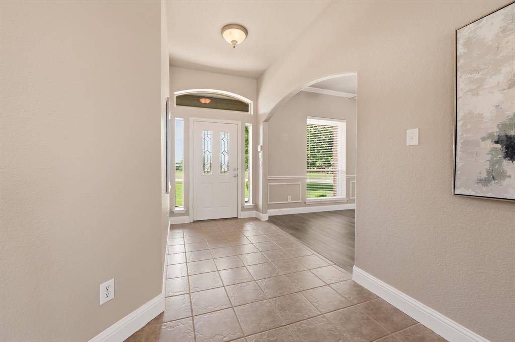2717 Aston Meadows Drive, Haslet, TX 76052