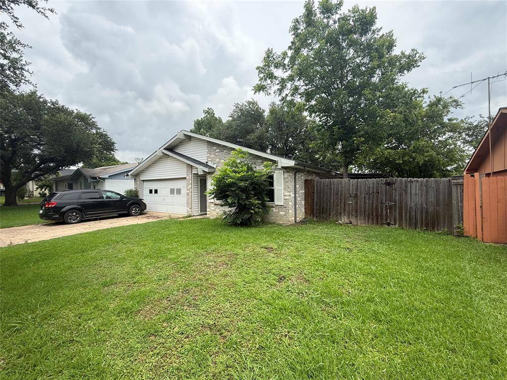 3138 Abbey Road, Carrollton, TX 75007