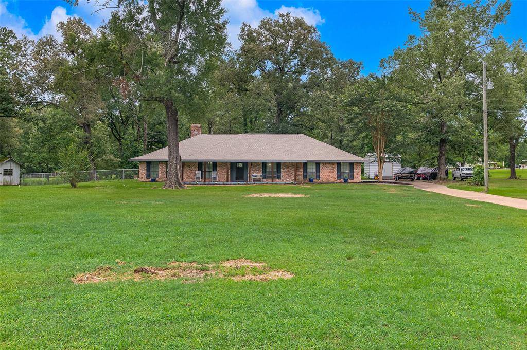 7433 Whispering Pines Drive, Shreveport, LA 71129