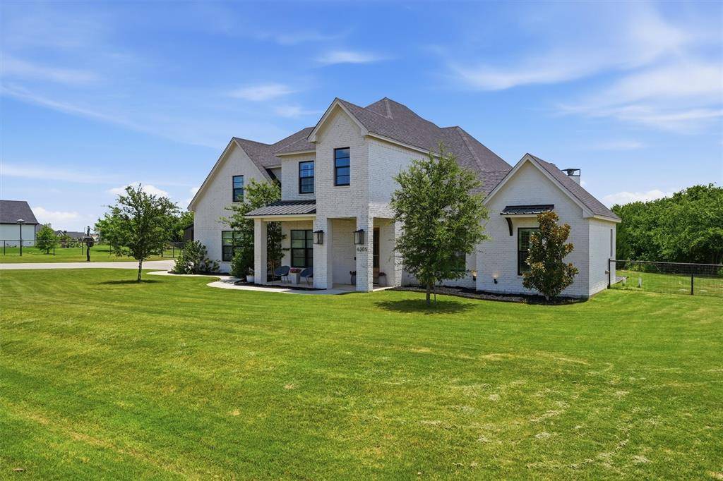 6305 Ursa Way, Godley, TX 76044