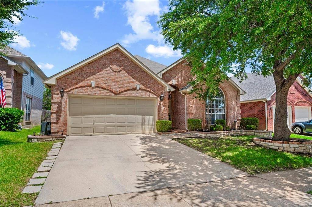 4621 Angelina Way, Fort Worth, TX 76137