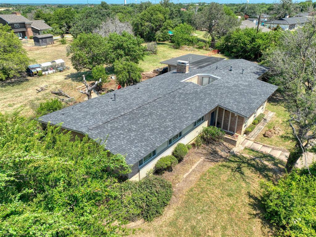 610 W Park Avenue, Weatherford, TX 76086