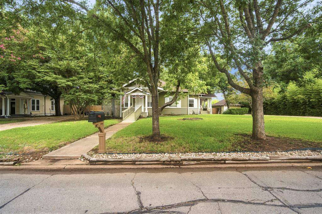 313 Corsicana Street, Hillsboro, TX 76645