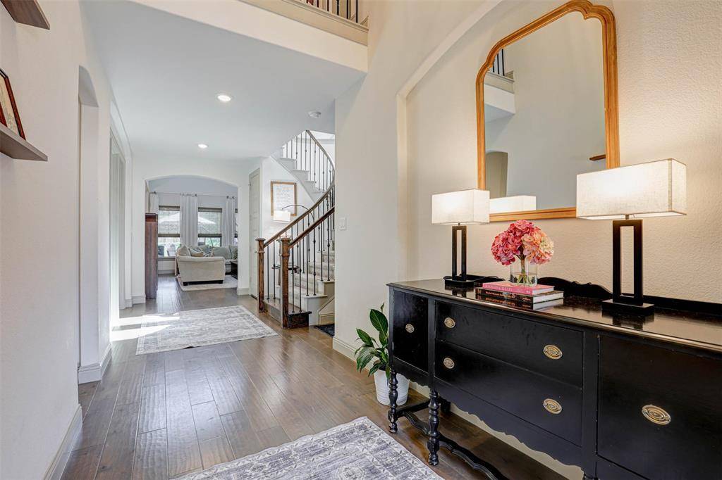 11490 Misty Ridge Drive, Flower Mound, TX 76262