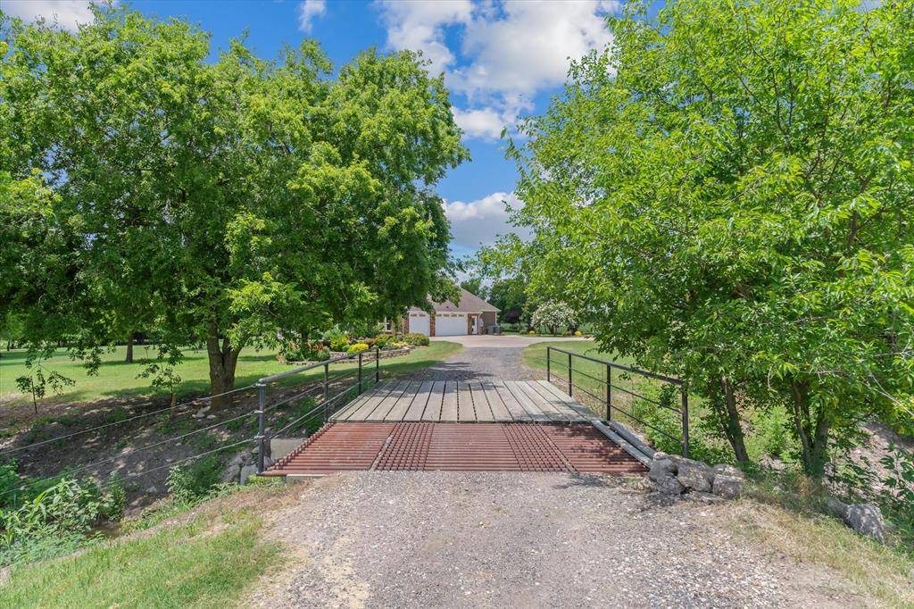 5811 County Road 4102, Kaufman, TX 75142