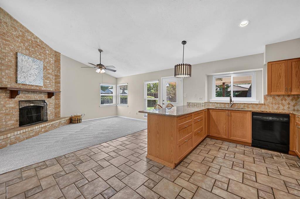 2801 Stratford Lane, Flower Mound, TX 75028