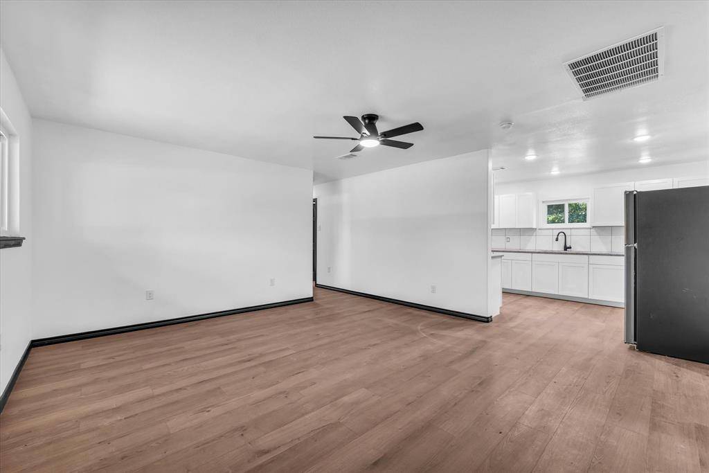 700 4th Street, Bruceville Eddy, TX 76524