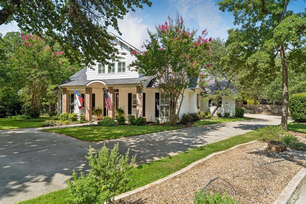 200 Sharon Rose Court, Denton, TX 76210
