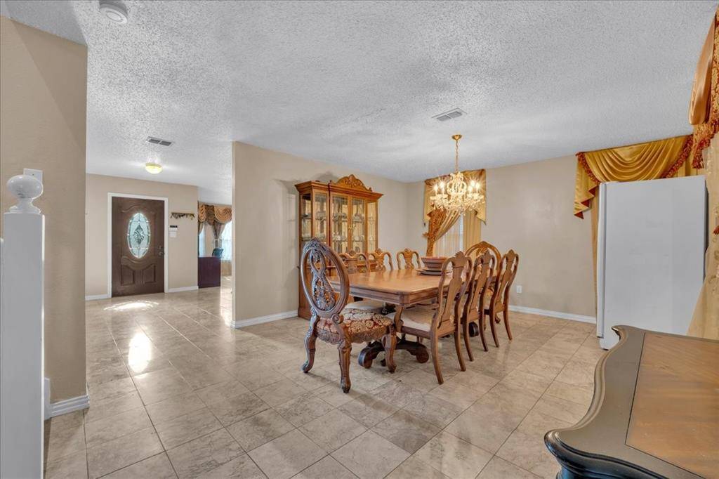 6610 Beryl Drive, Arlington, TX 76002