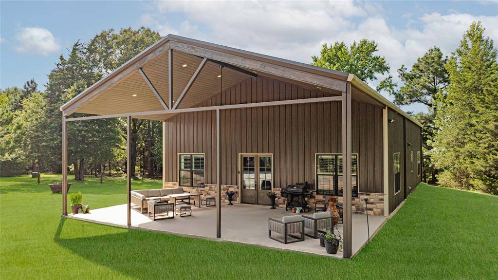 7635 N US Highway 271 Highway, Mount Pleasant, TX 75455