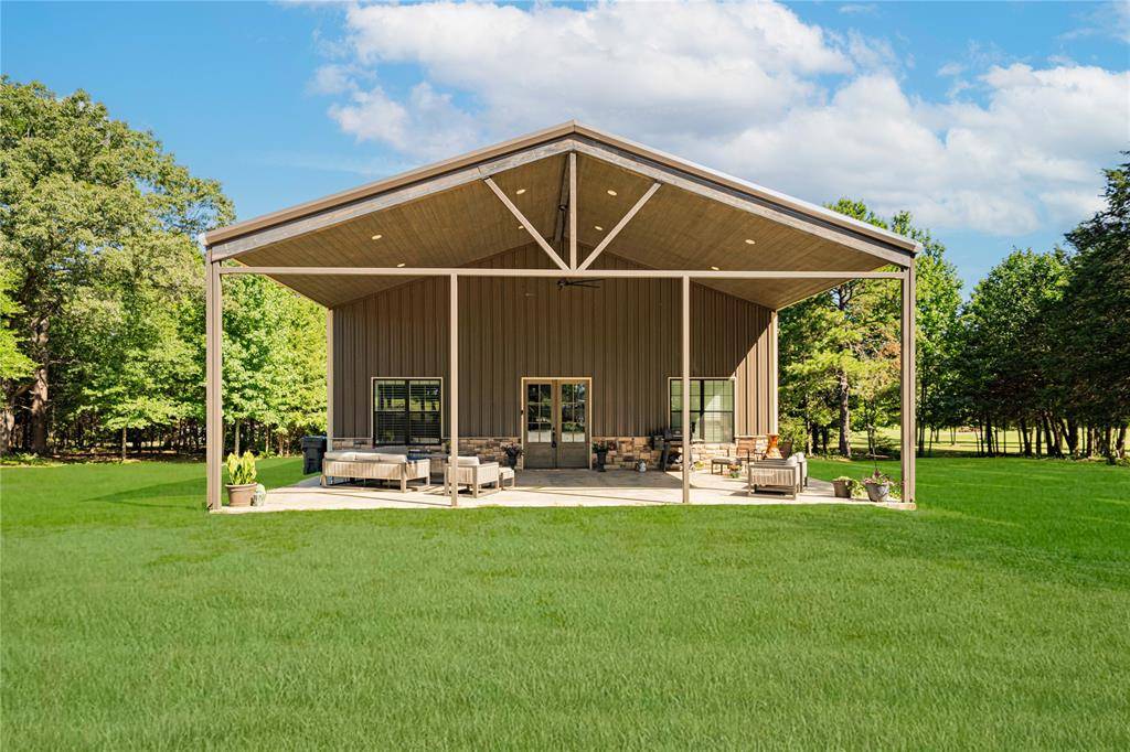 7635 N US Highway 271 Highway, Mount Pleasant, TX 75455