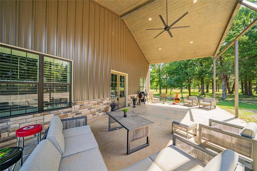 7635 N US Highway 271 Highway, Mount Pleasant, TX 75455