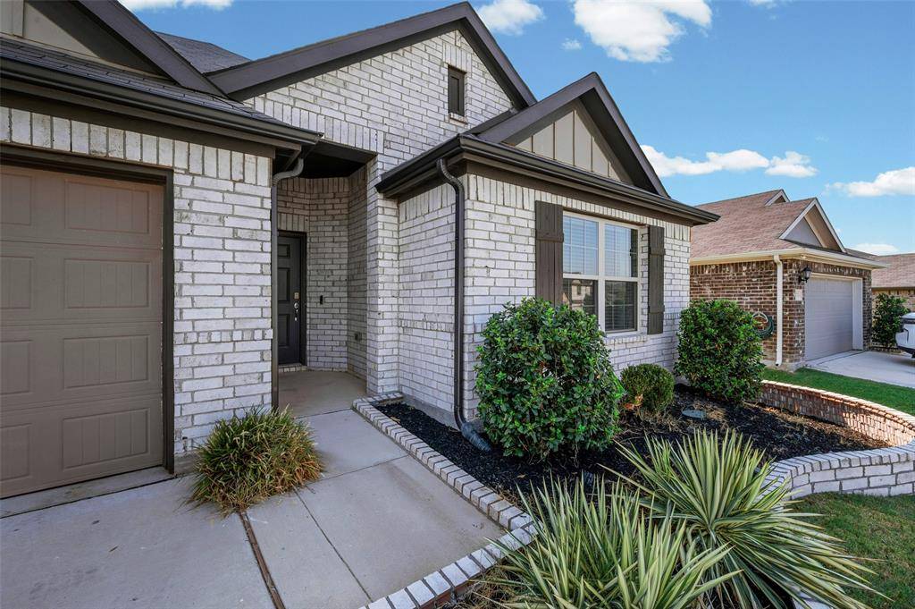 8740 Copper River Drive, Fort Worth, TX 76131