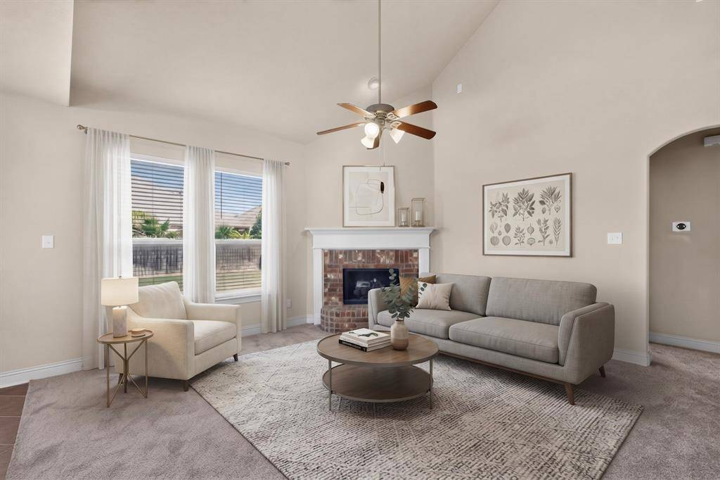 12701 Homestretch Drive, Fort Worth, TX 76244