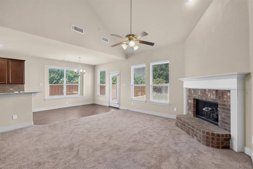 12701 Homestretch Drive, Fort Worth, TX 76244