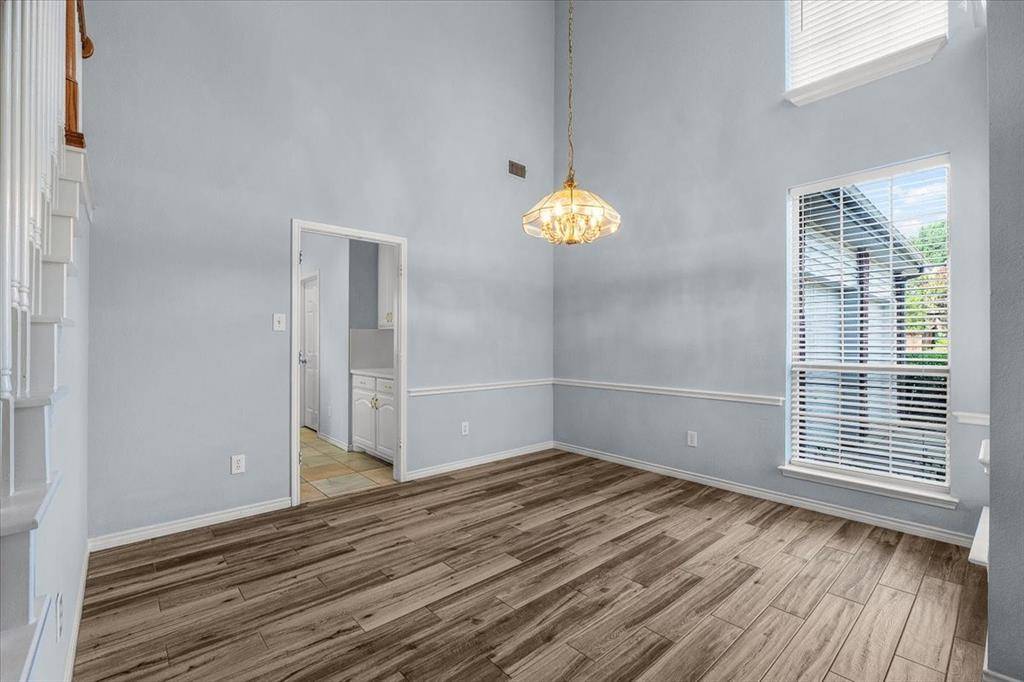 1000 Becker Drive, Euless, TX 76039