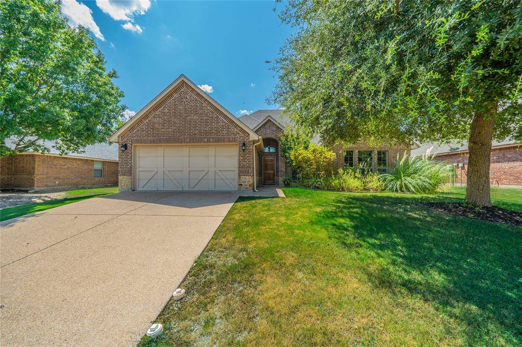 109 Chateau Drive, Aledo, TX 76008