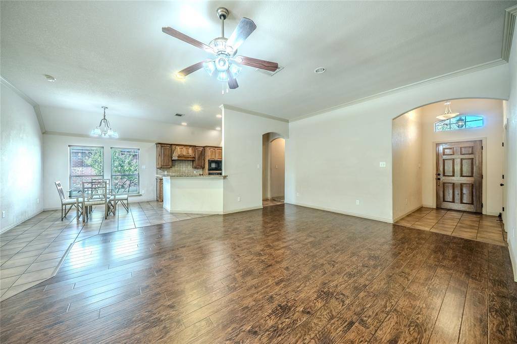 109 Chateau Drive, Aledo, TX 76008