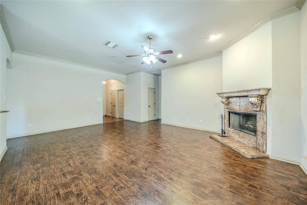 109 Chateau Drive, Aledo, TX 76008