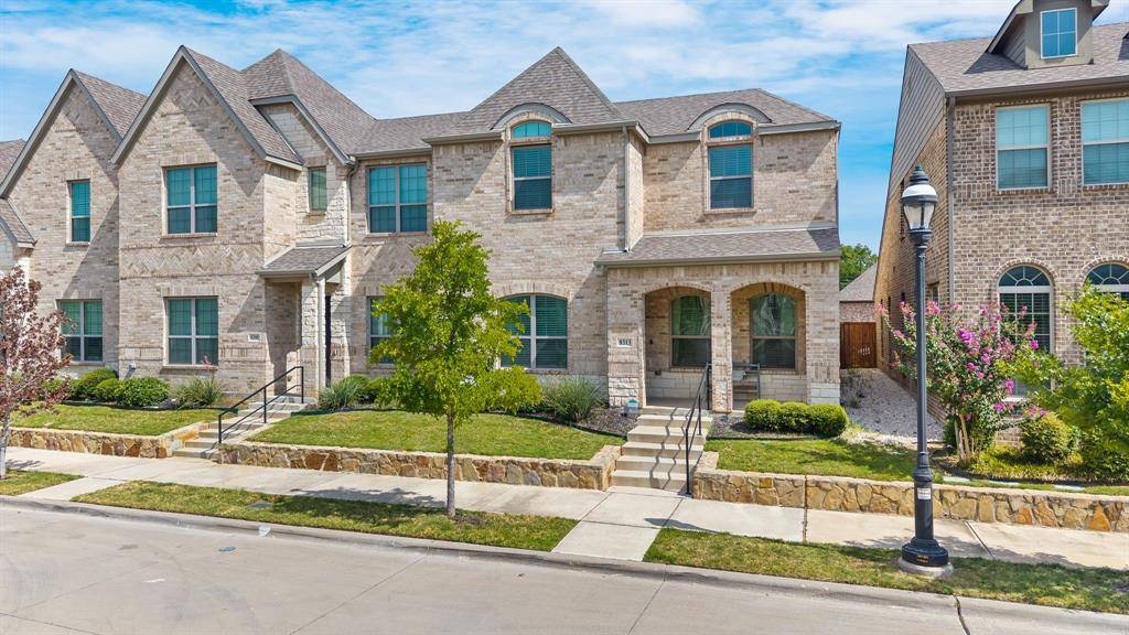 8313 Cotton Belt Lane, North Richland Hills, TX 76182