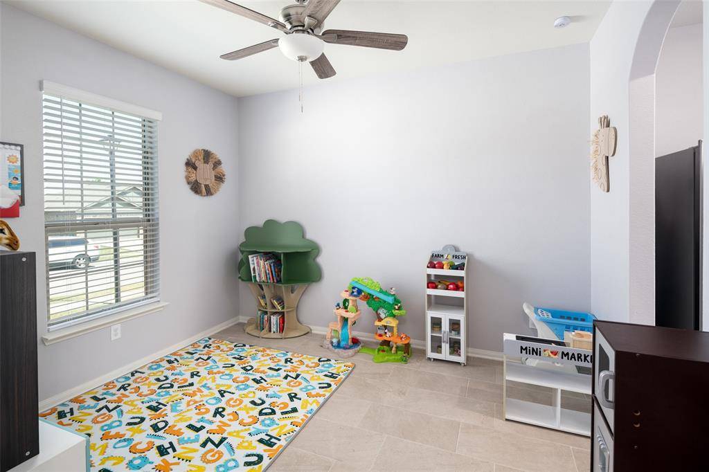 313 Wandering Stream Way, Princeton, TX 75407