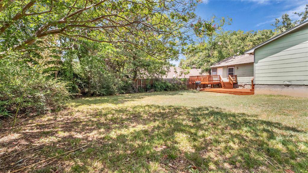1528 W Day Street, Denison, TX 75020