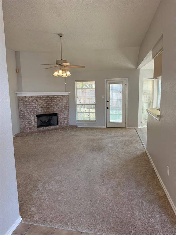 1427 Shadow Run, Weatherford, TX 76086