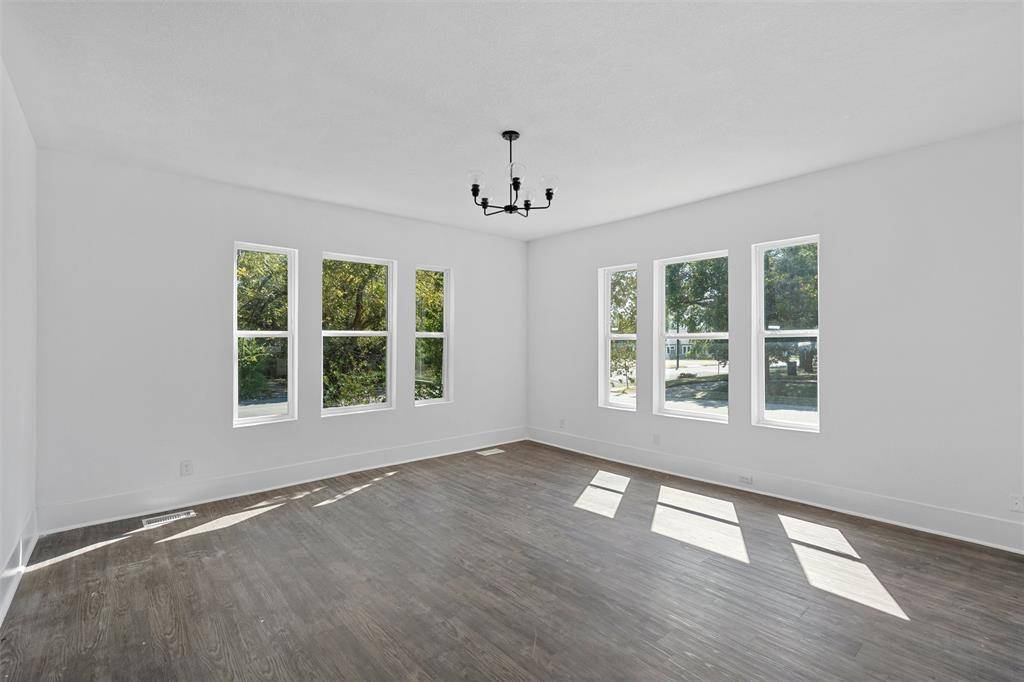 1825 Lyle Avenue, Waco, TX 76708