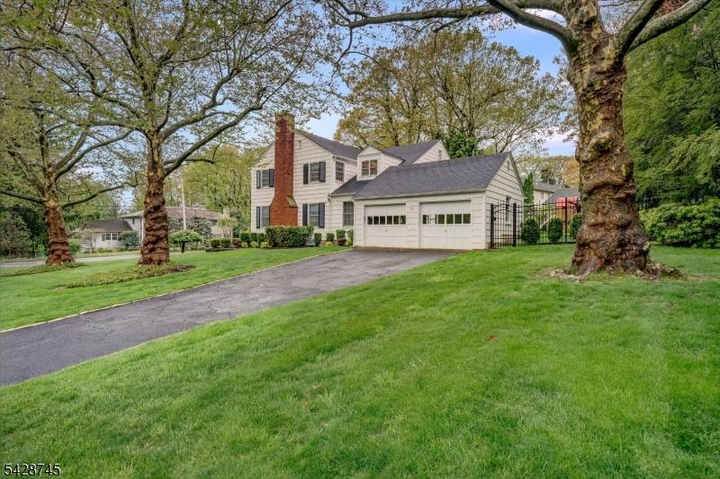 36 Cambridge Drive, Millburn Twp., NJ 07078