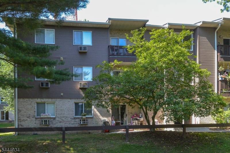308 Federal Hill Rd #308, Pompton Lakes Boro, NJ 07442