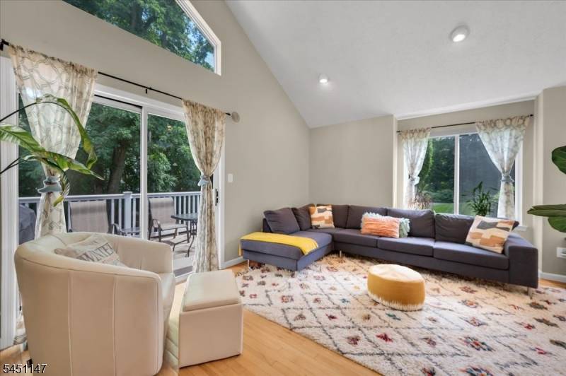 1706 Park Pl, Springfield Twp., NJ 07081