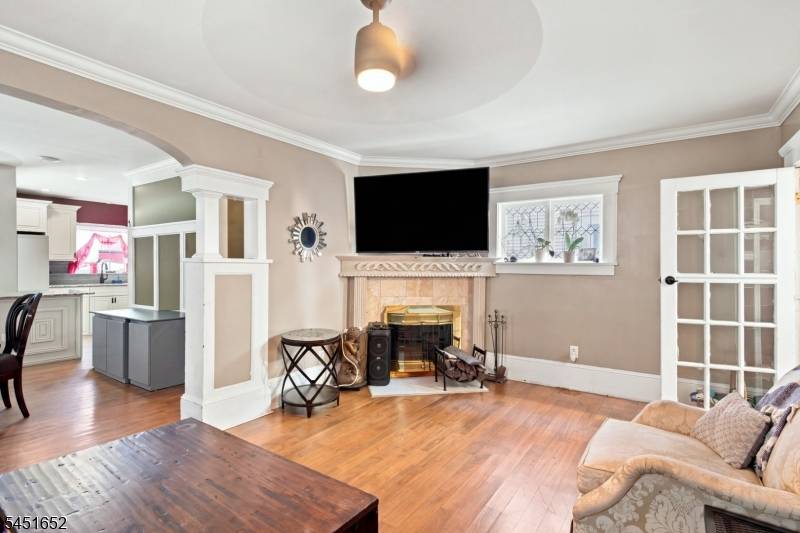 527-529 Westfield Ave, Elizabeth City, NJ 07208