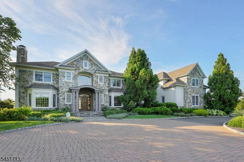 25 Tall Timber Ln, Bernards Twp., NJ 07920