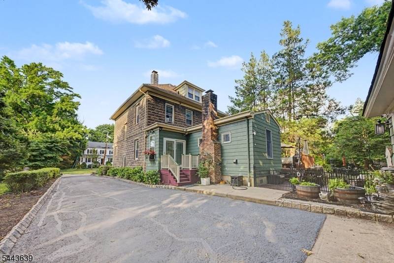 11 Willow St, Cranford Twp., NJ 07016