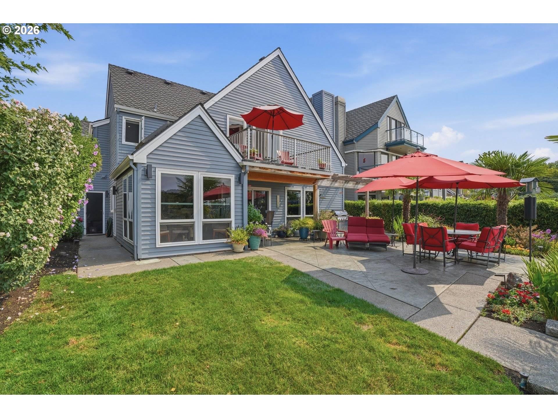 292 N LOTUS ISLE DR, Portland, OR 97217