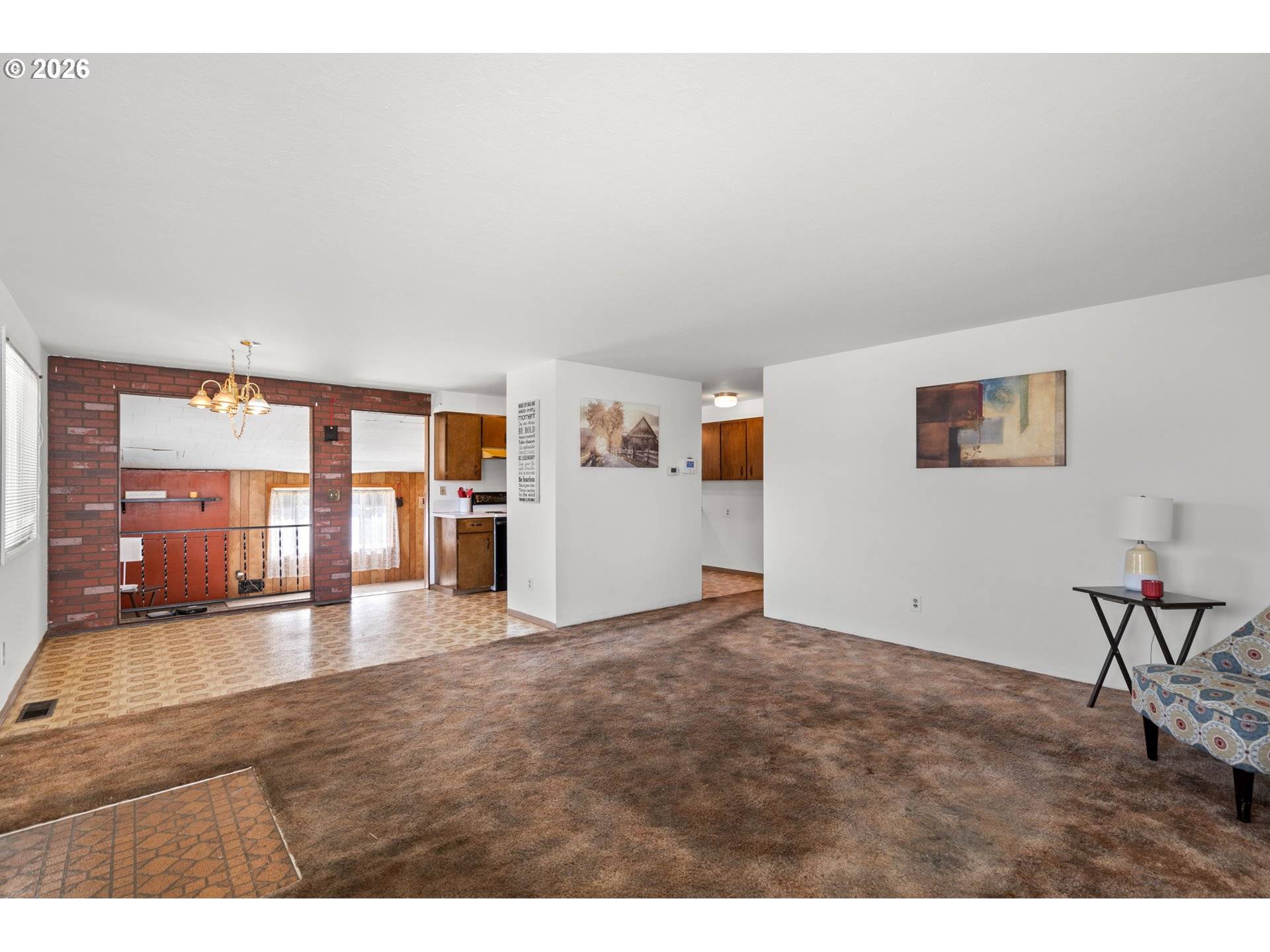 235 W HIGHLAND AVE, Hermiston, OR 97838