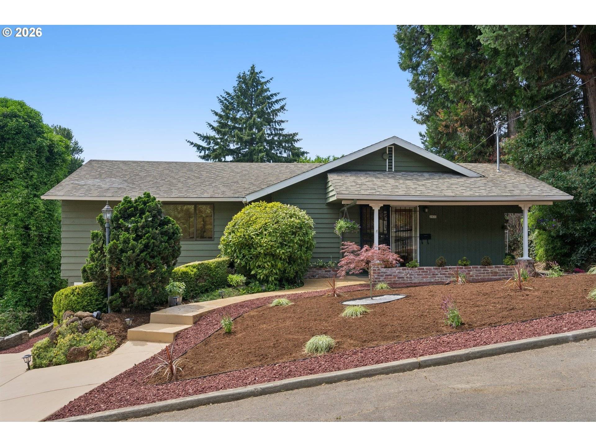 2833 NE 89TH AVE, Portland, OR 97220