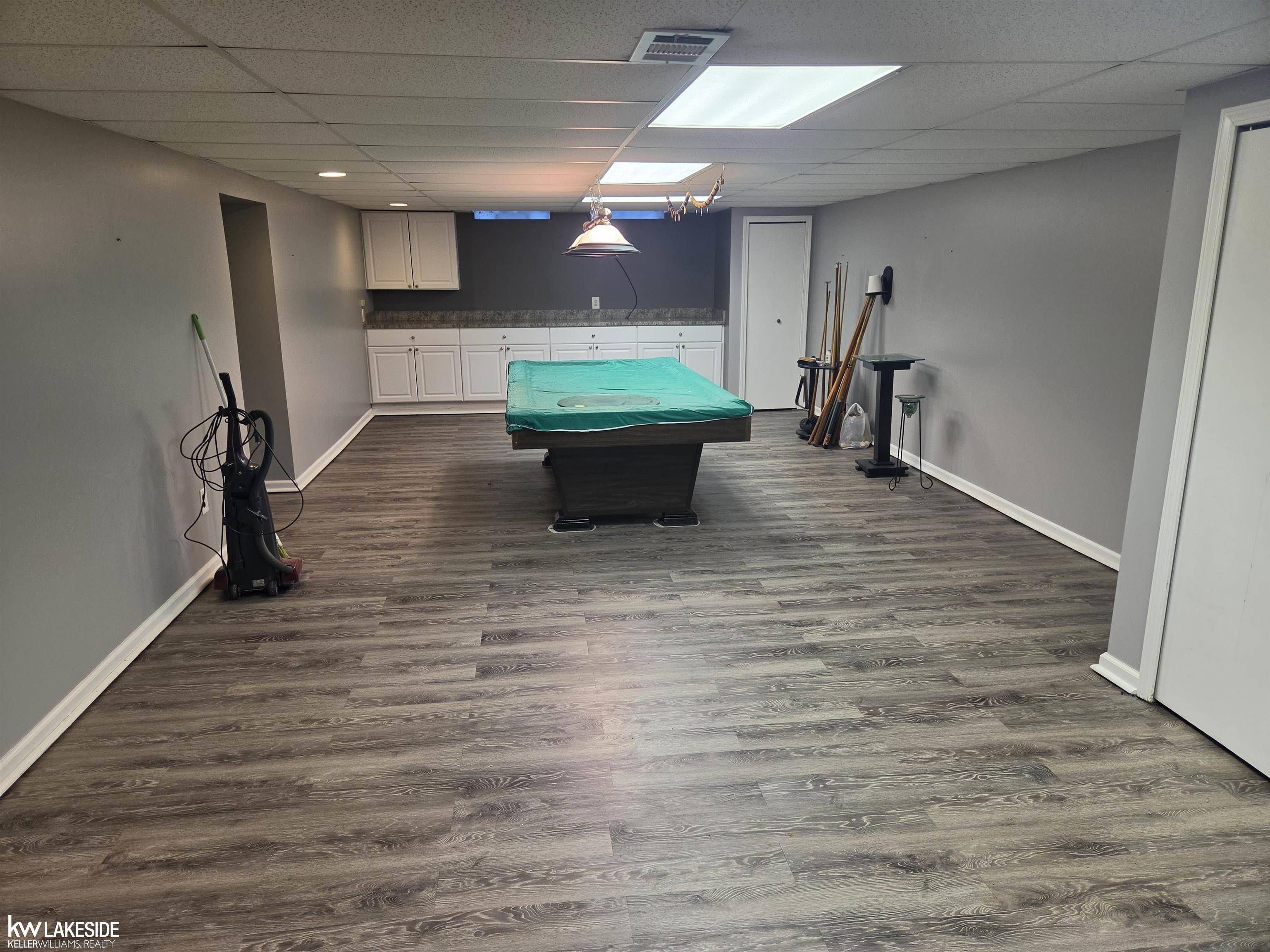 20850 Crowley ST, St Clair Shores, MI 48081