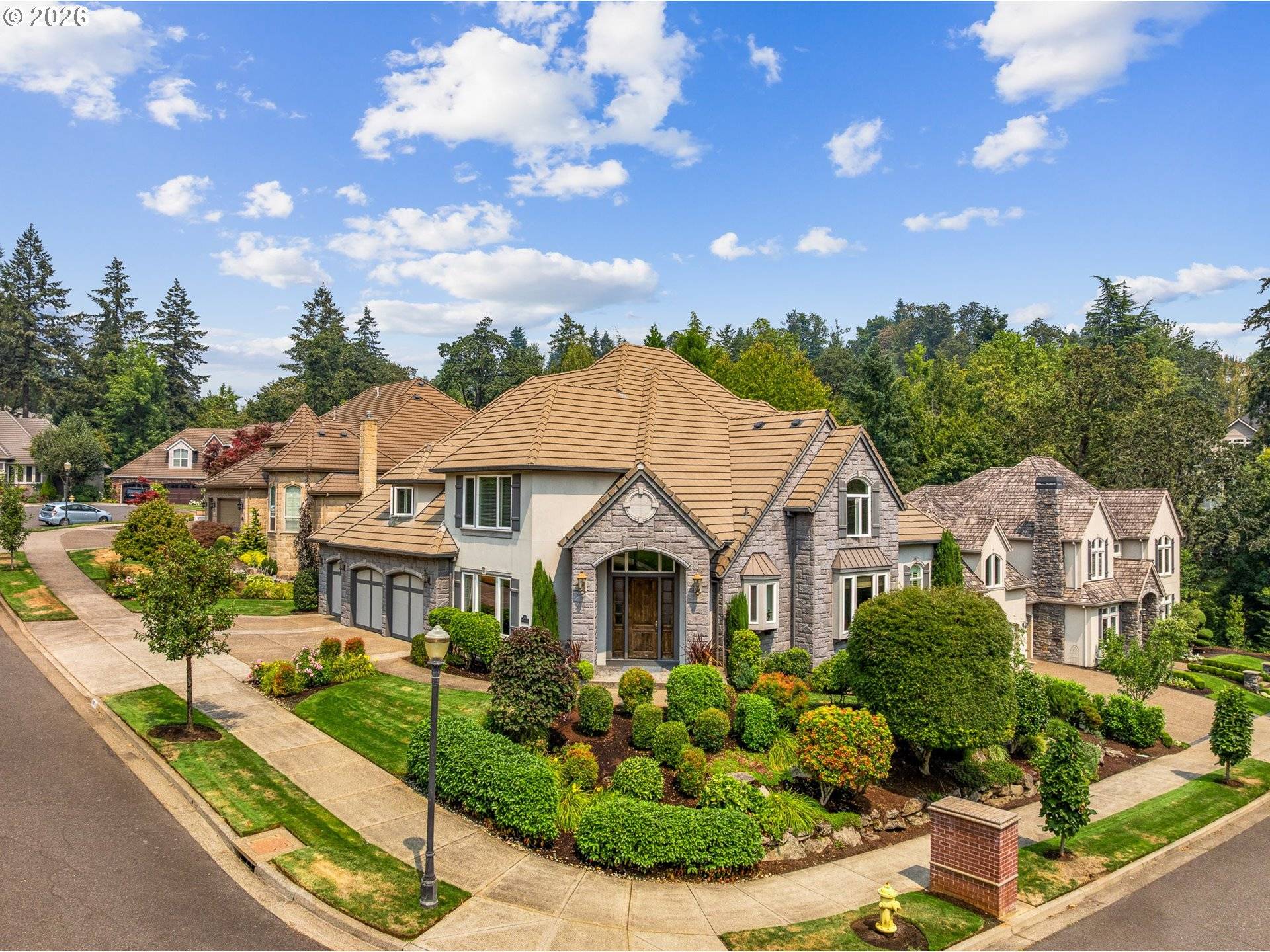 3918 NORTHHAMPTON CT, West Linn, OR 97068