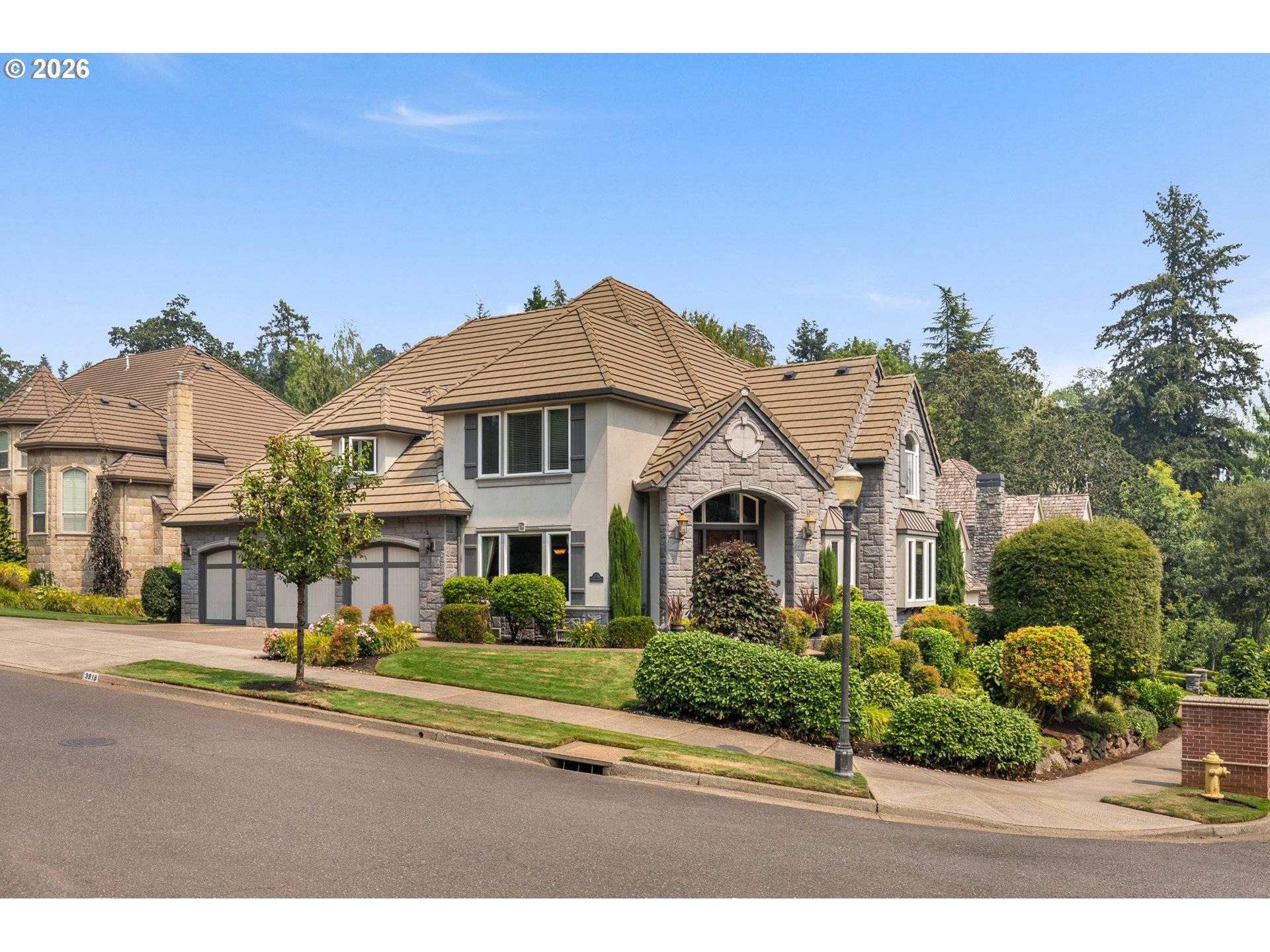 3918 NORTHHAMPTON CT, West Linn, OR 97068