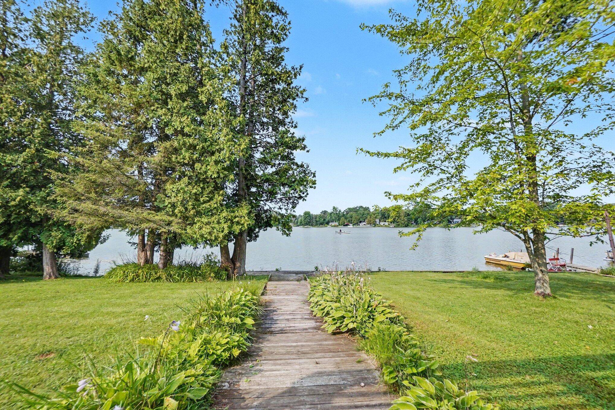 2895 S Spring DR, Dayton Twp, MI 49412