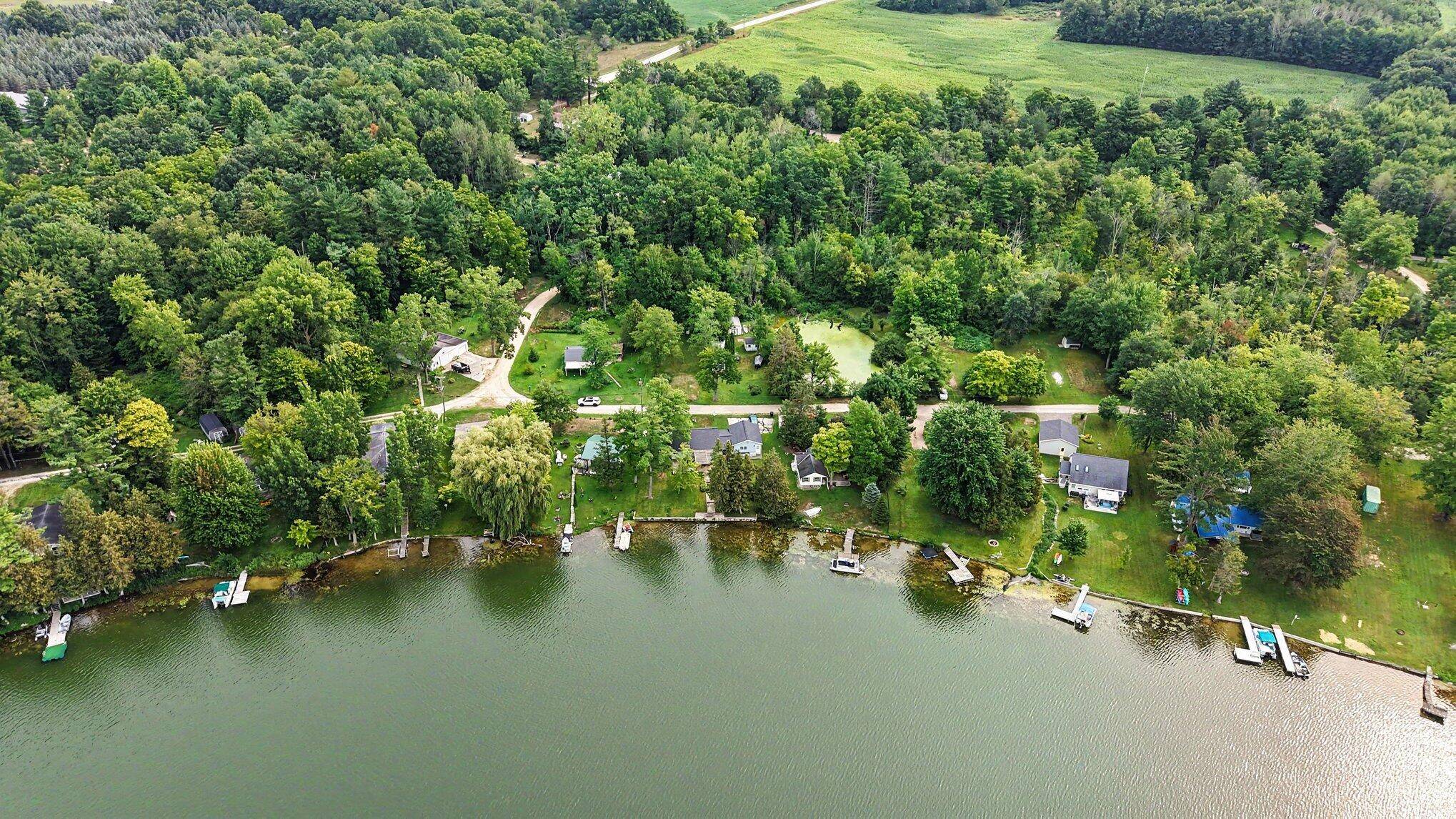 2895 S Spring DR, Dayton Twp, MI 49412