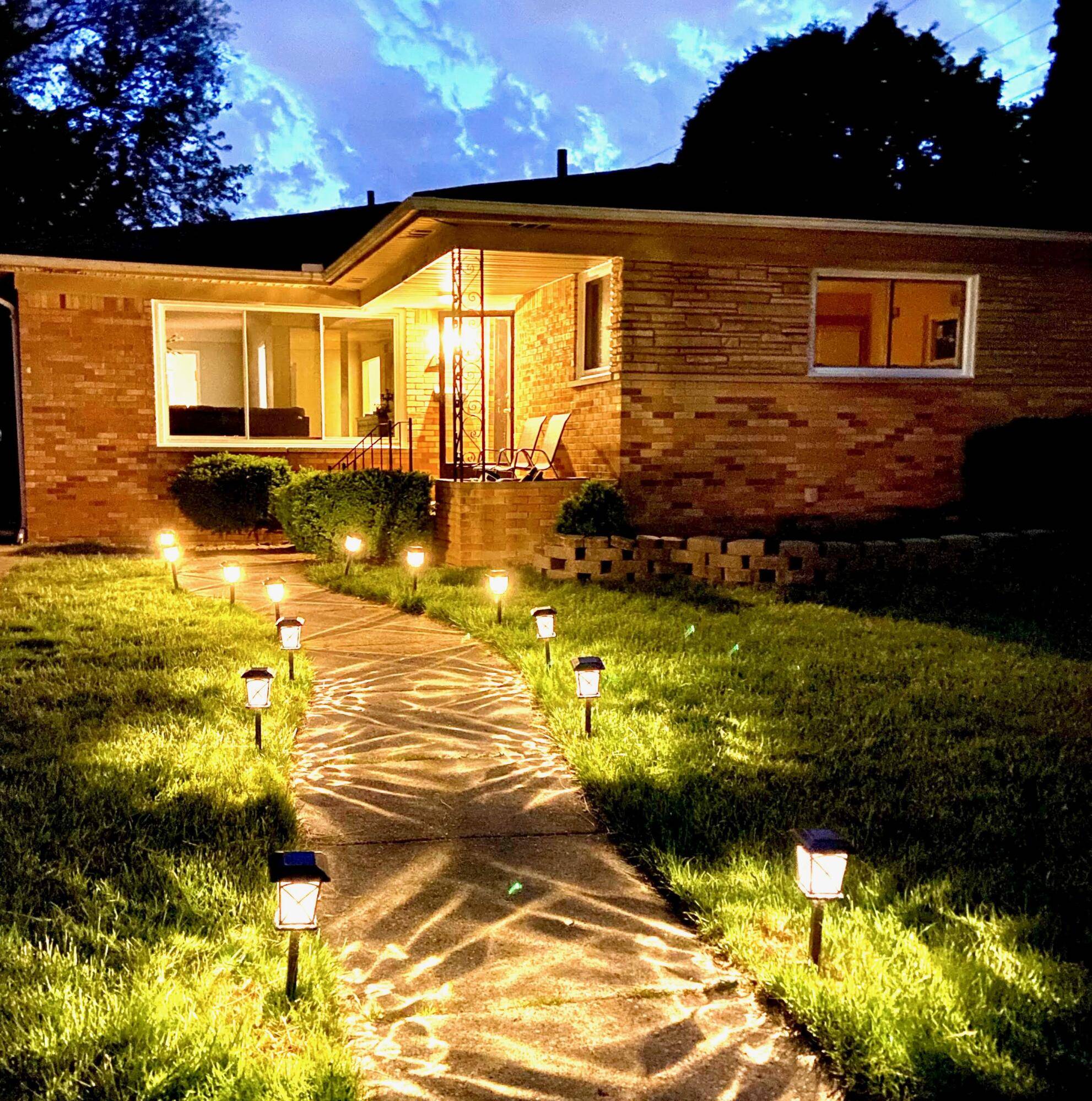 23181 Parklawn ST, Oak Park City, MI 48237