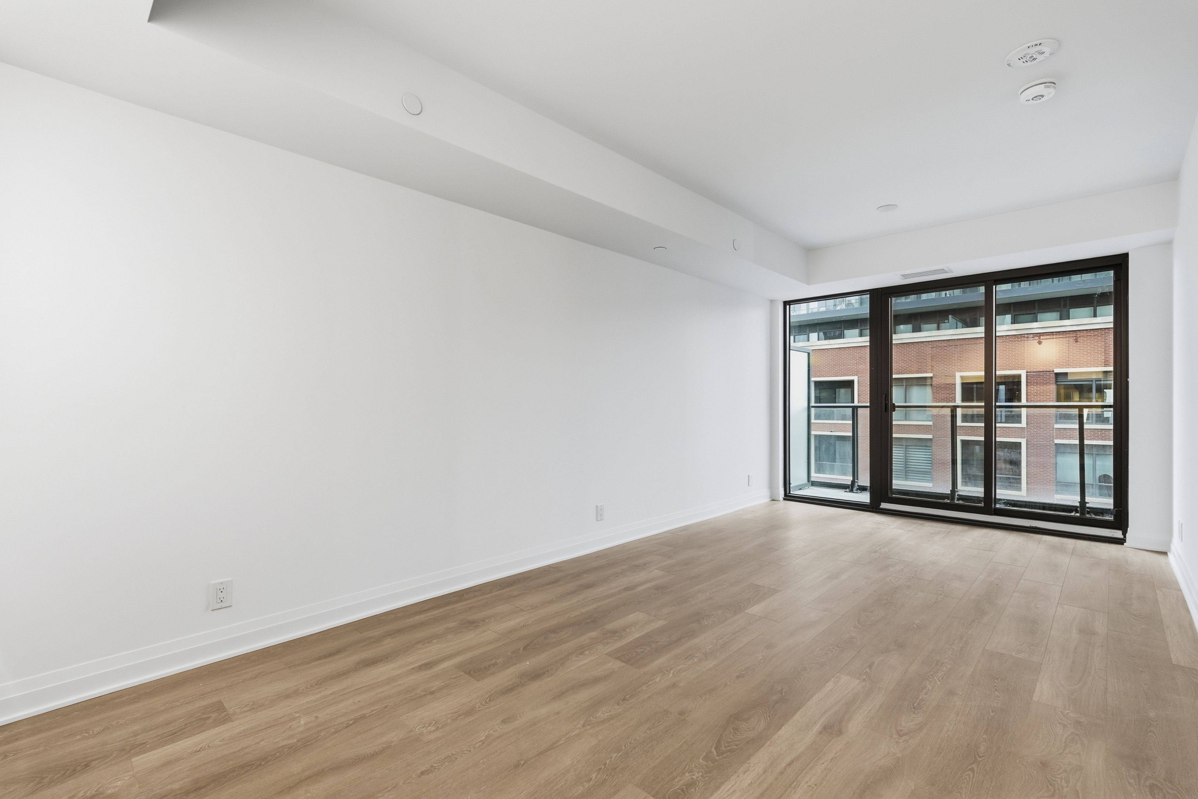 25 Frederick Todd WAY #606, Toronto C11, ON M4G 0C9