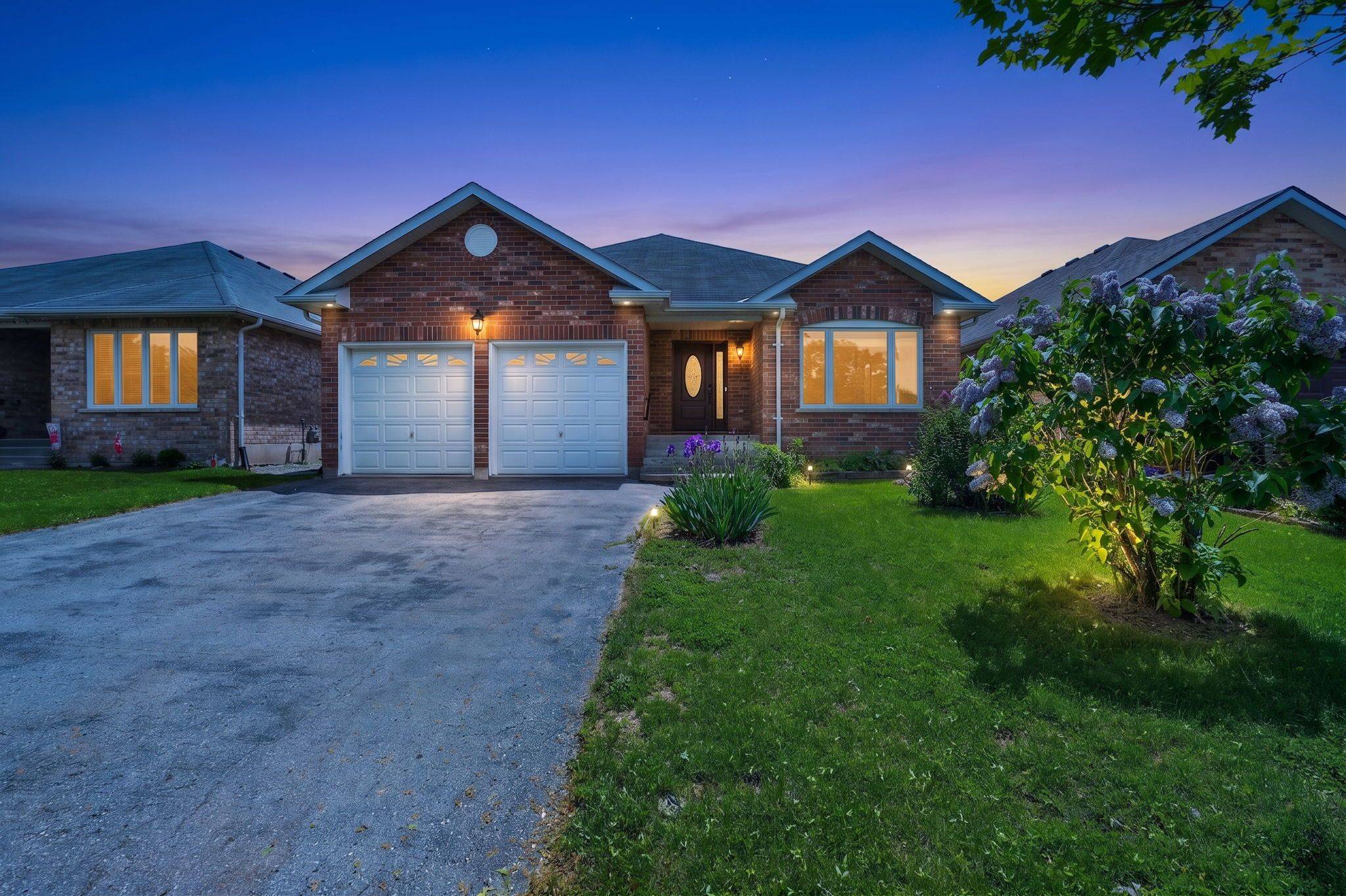 71 Elmwood AVE, Brock, ON L0K 1A0