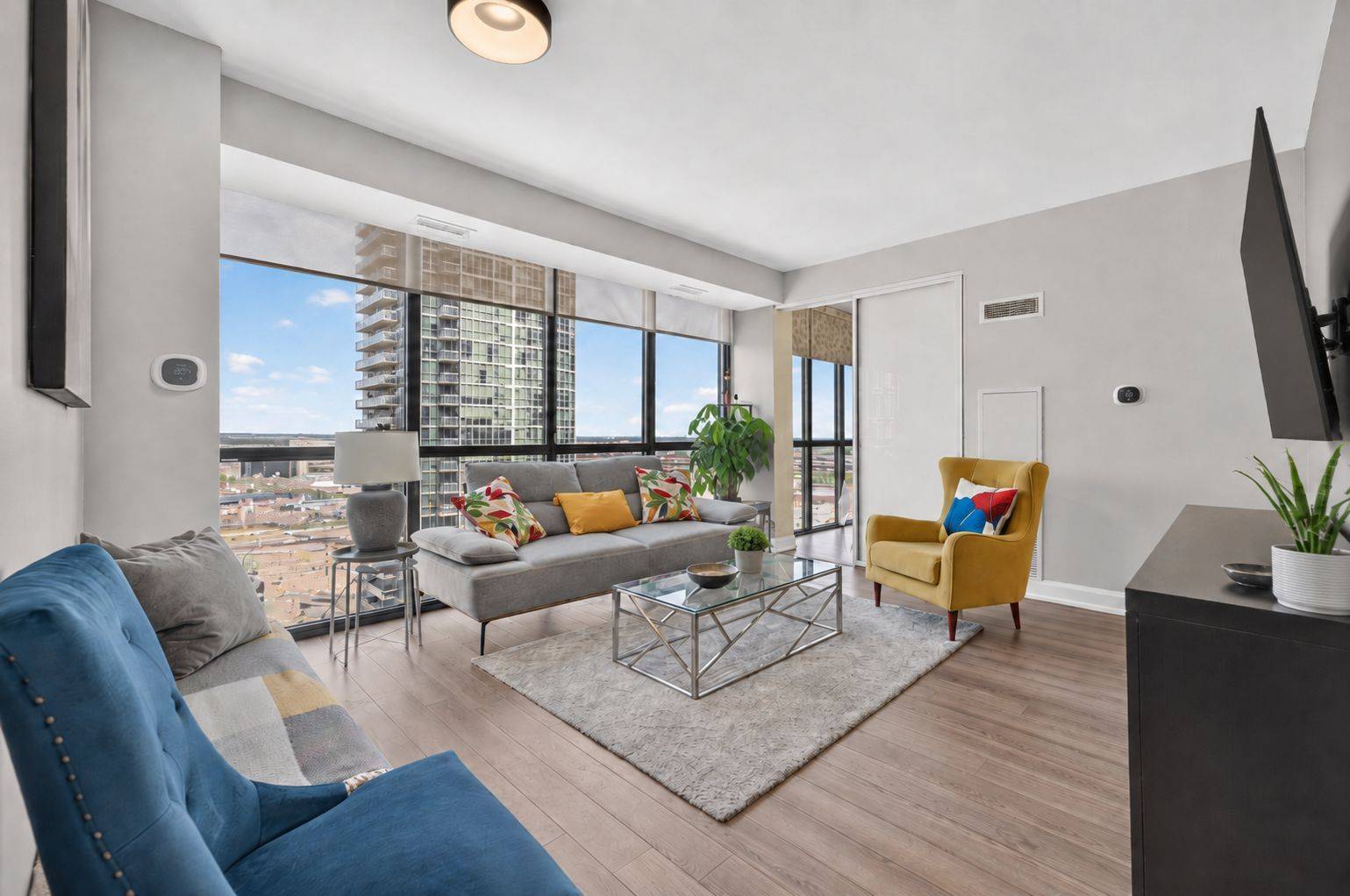 2910 Highway 7 N/A #1909, Vaughan, ON L4K 0H8