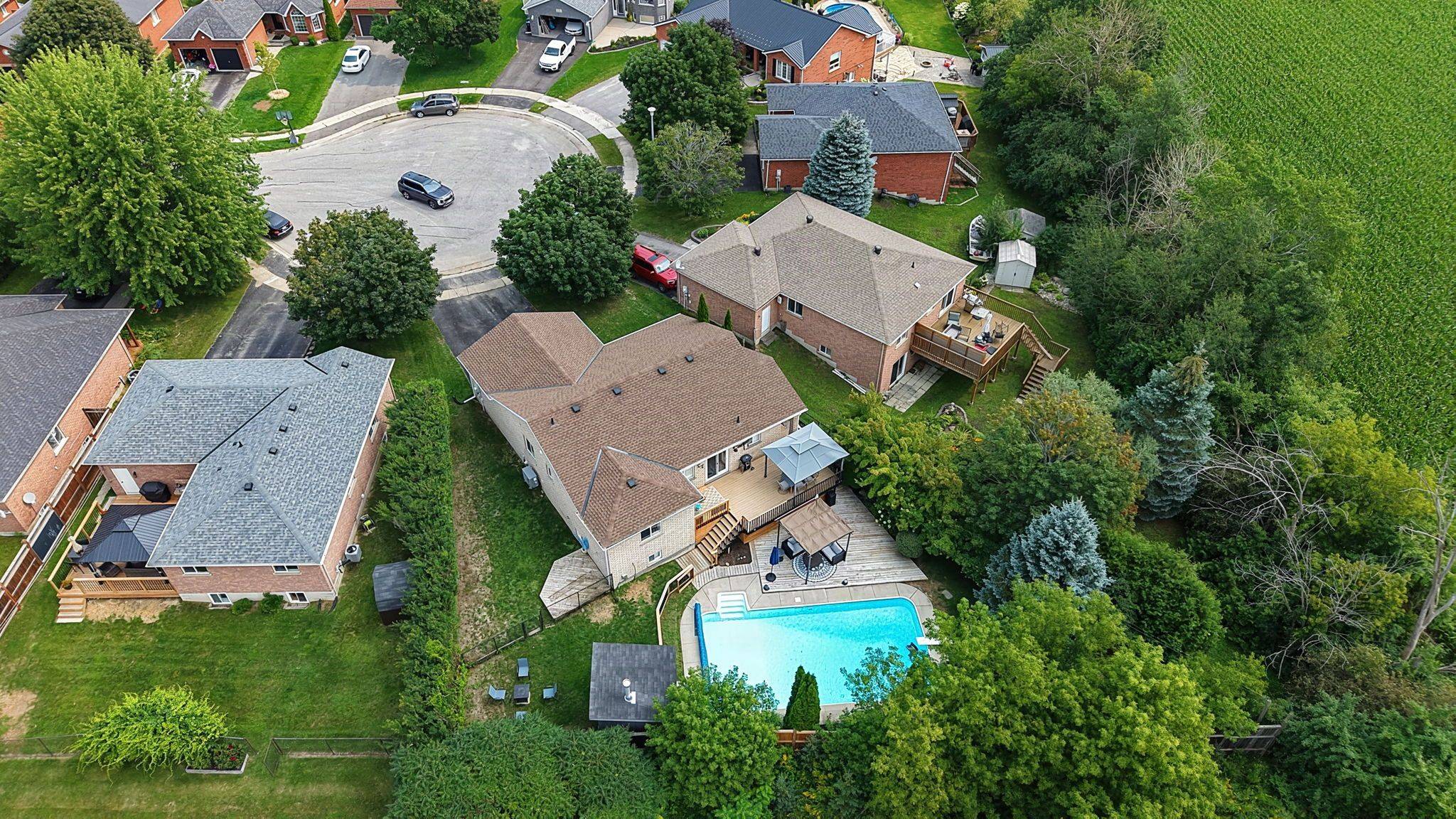 14 HUNTER CT, Springwater, ON L0L 1P0