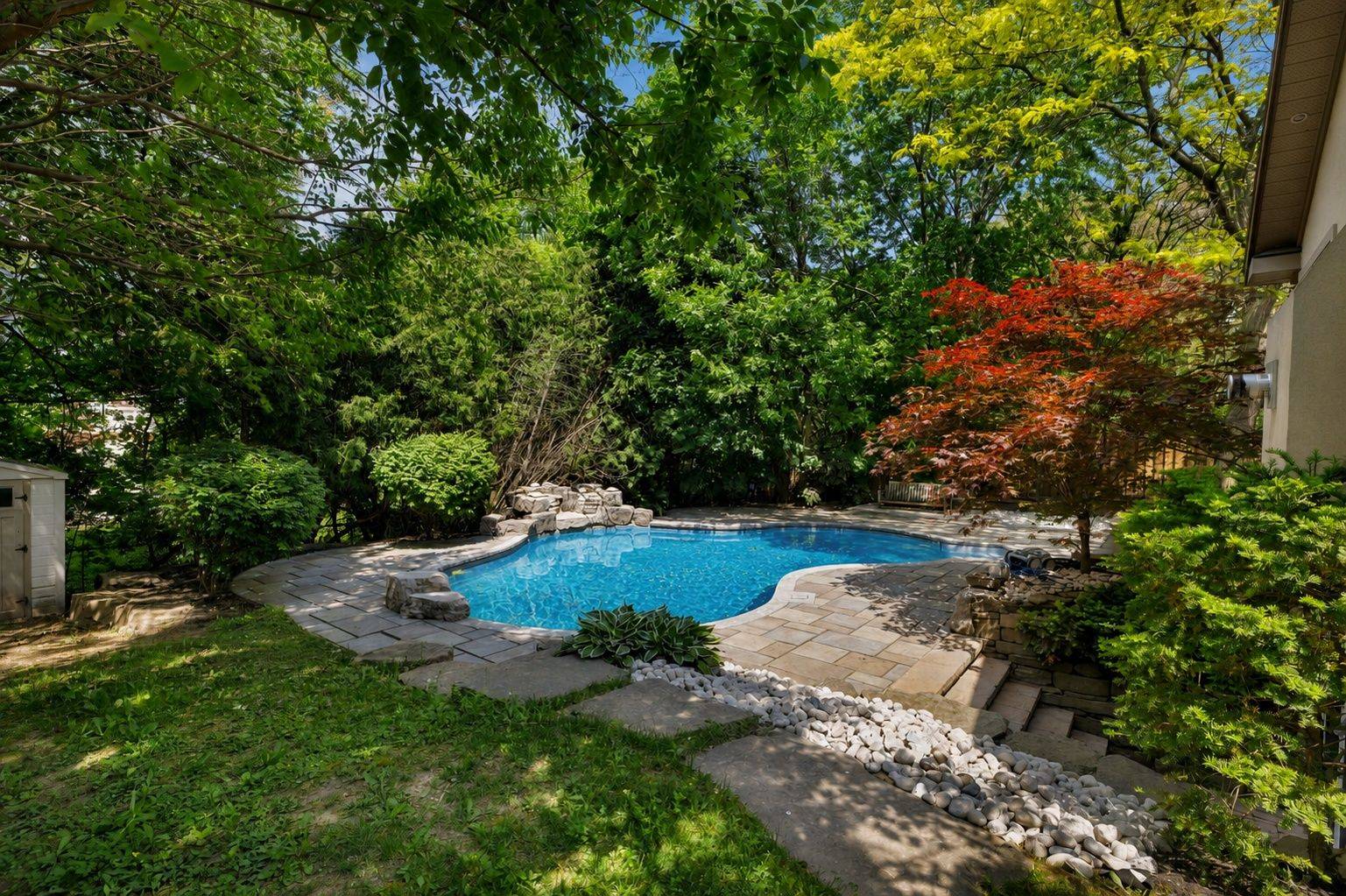 1387 Willowdown RD, Oakville, ON L6L 1X2