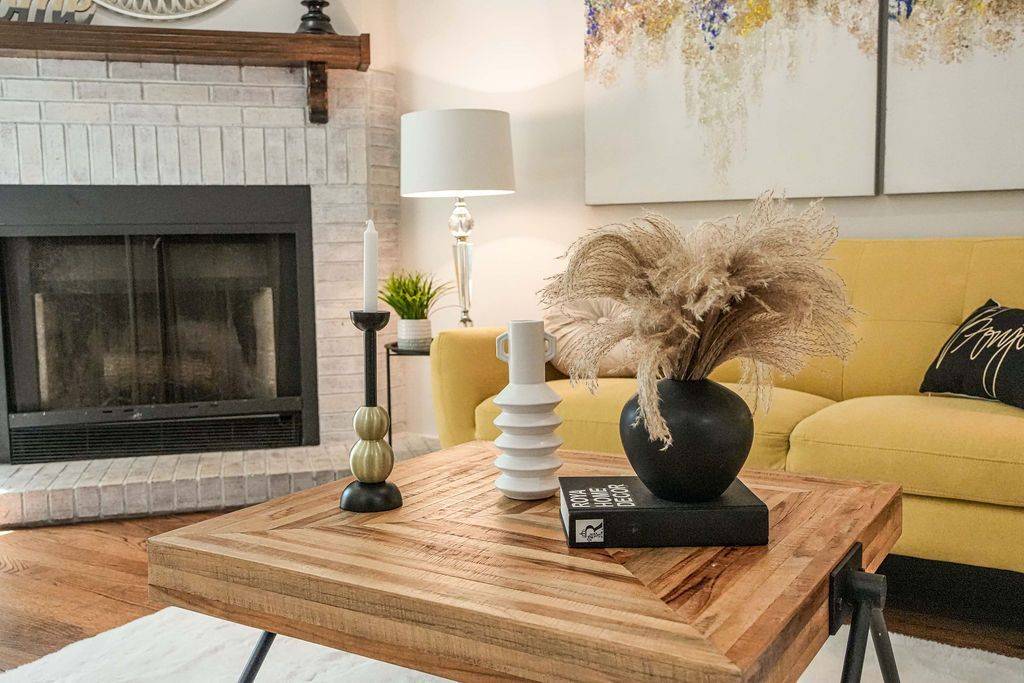 5522 Holbrook RD, Mississauga, ON L5M 5G4